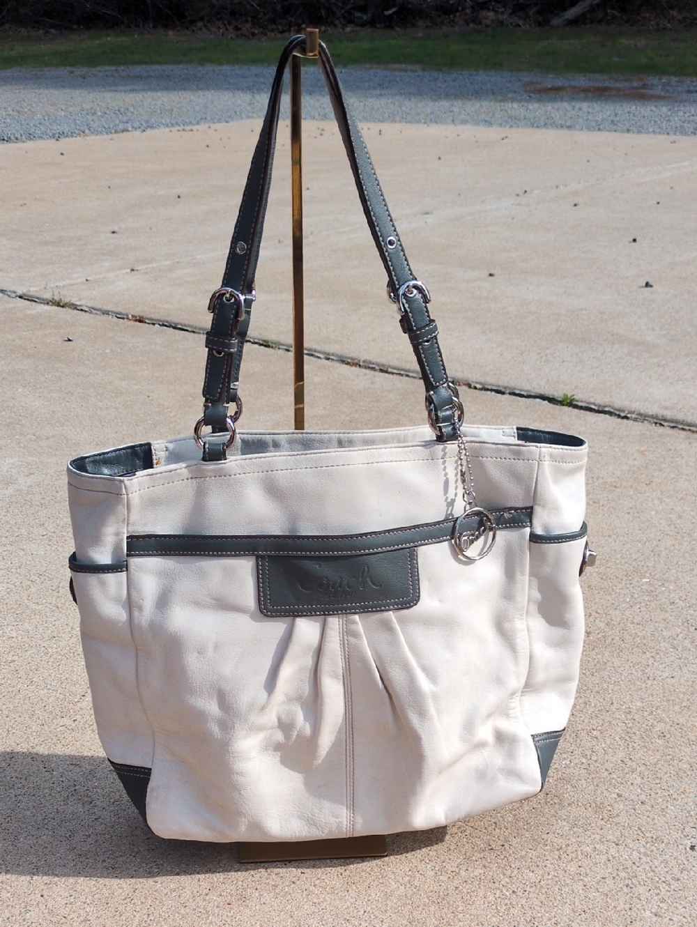 Coach Soho Pleated East/West Gallery Tote I. White And Charcoal Grey Purse